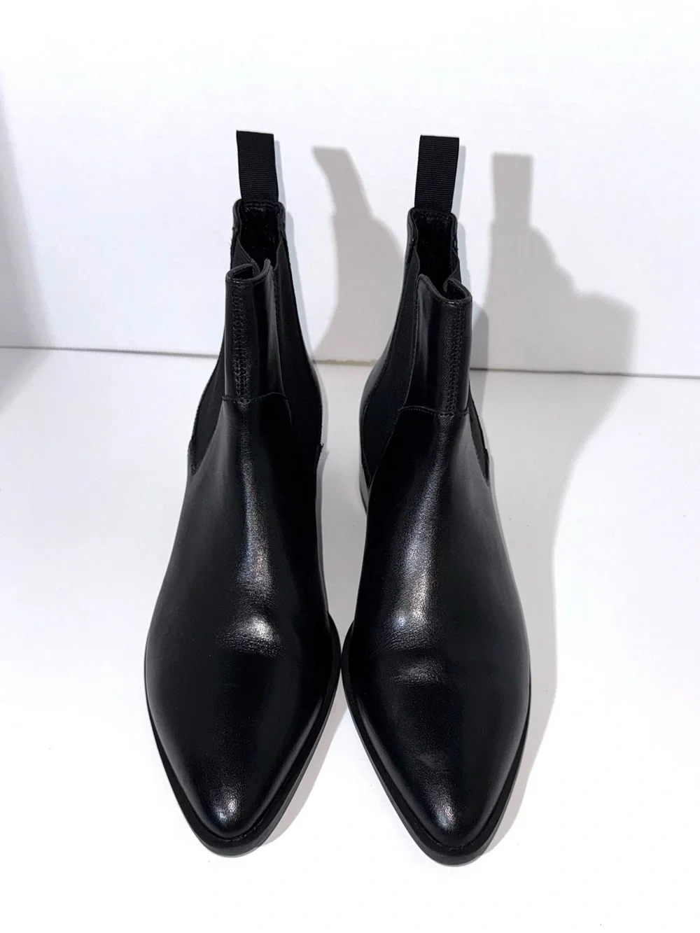 Vagabond Marja Pointed Toe Chelsea Boots